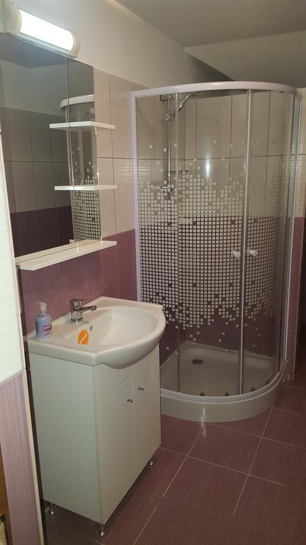 Vila Alex Hotel Calimanesti Luaran gambar
